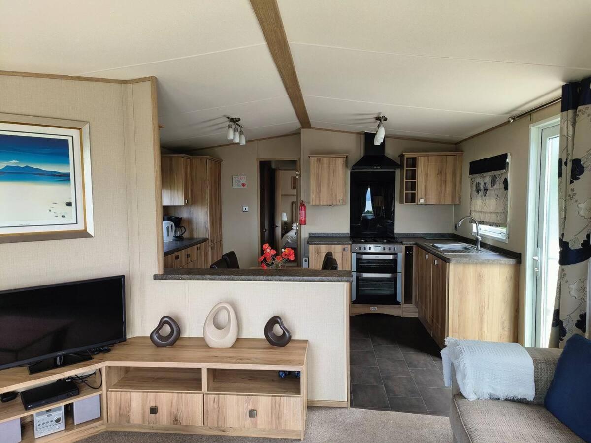 Best View On The Park! Wemyss Bay Holiday Park Scotland Hotel Skelmorlie Exterior photo